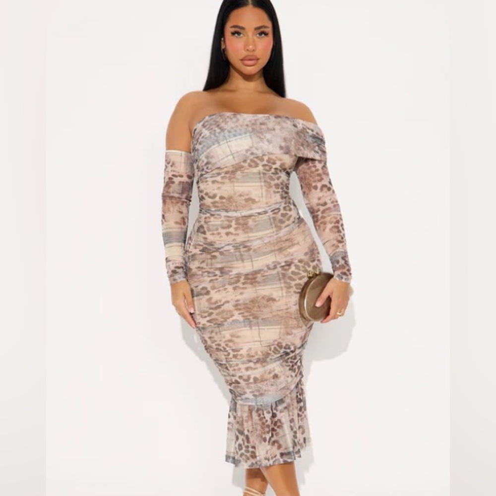 Alissa Off-Shoulder Mesh Animal Print Midi Dress NEW 🏷️